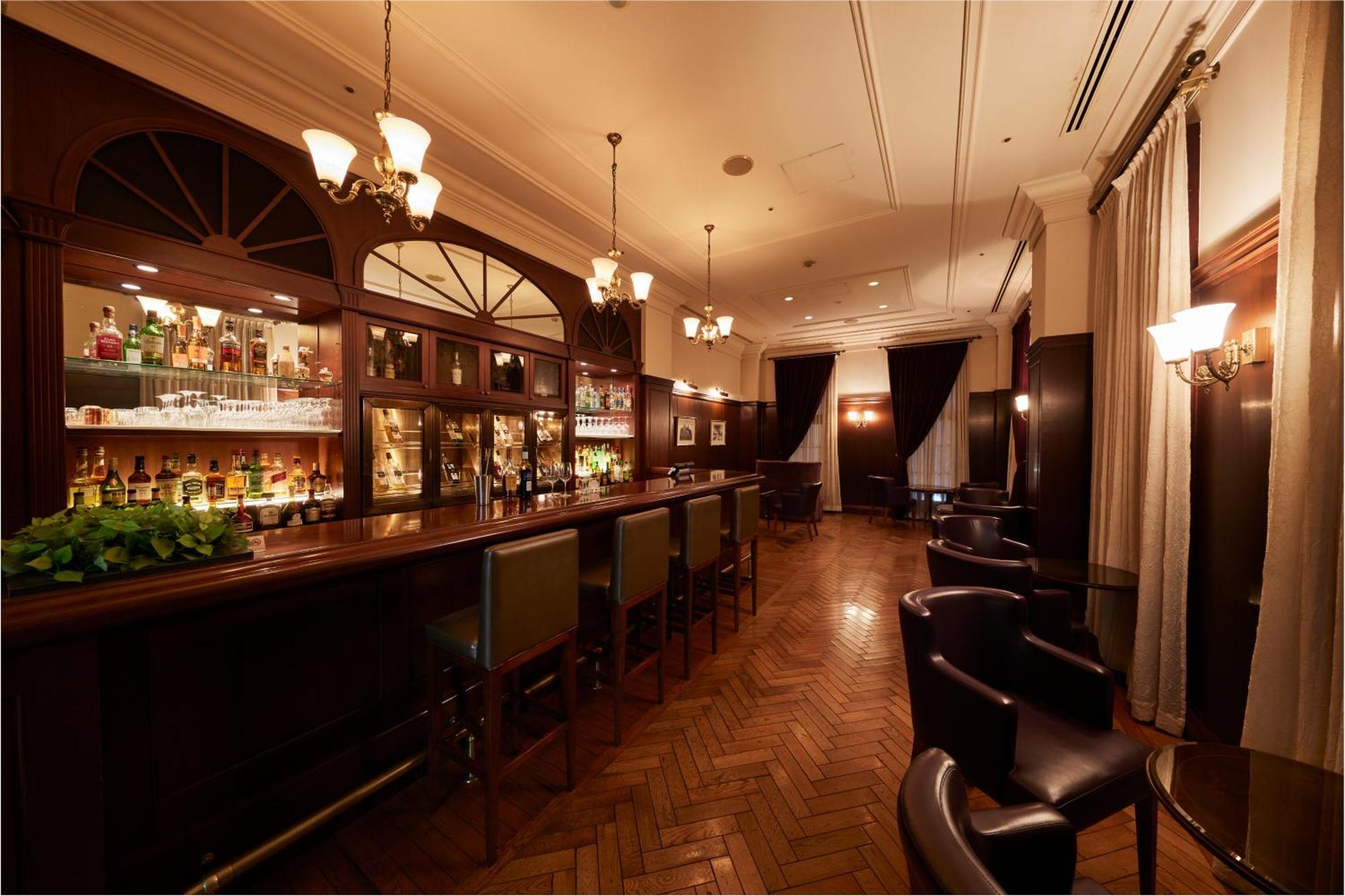 Hotel Den Haag Huis Ten Bosch Sasebo Luaran gambar The bar at the New York Palace