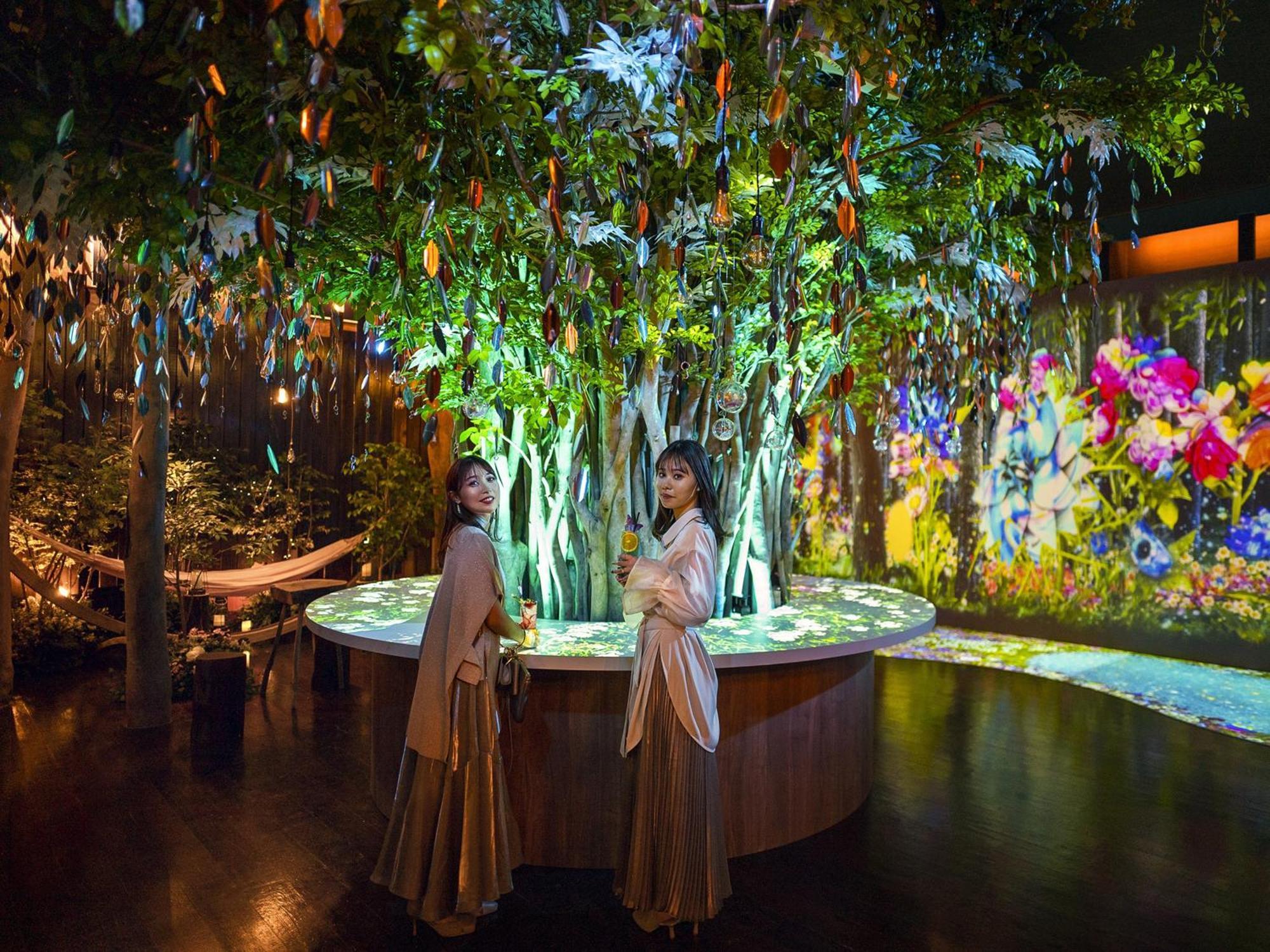 Hotel Den Haag Huis Ten Bosch Sasebo Luaran gambar The Forest of Flowers and Fragrance